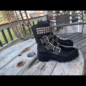 current mood x dolls kill goth/punk big lug boots with/buckles and studs